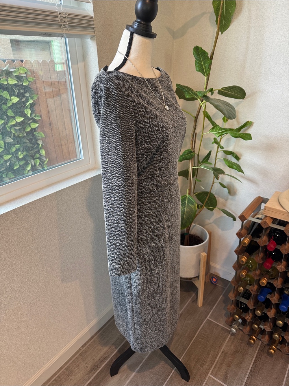 Banana Republic Long-Sleeve Boatneck Knit Herringbone Sheath Dress - Picture 4 of 10